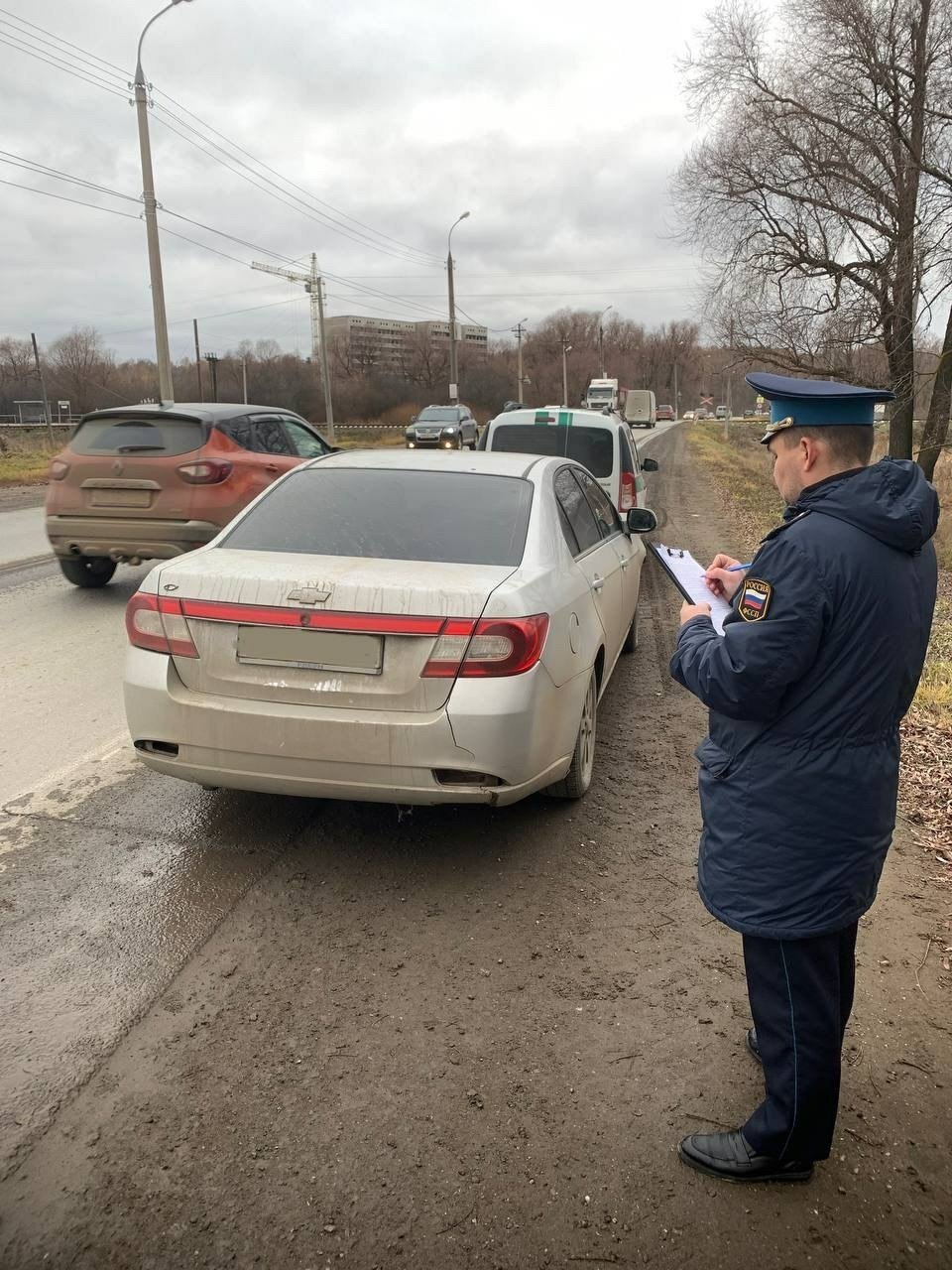 В Ижевске приставы арестовали автомобиль у злостного должника