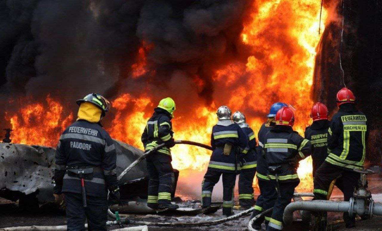 Массированный удар ВС РФ по порту Одессы: уничтожены склады с оружием и боеприпасами (ВИДЕО)