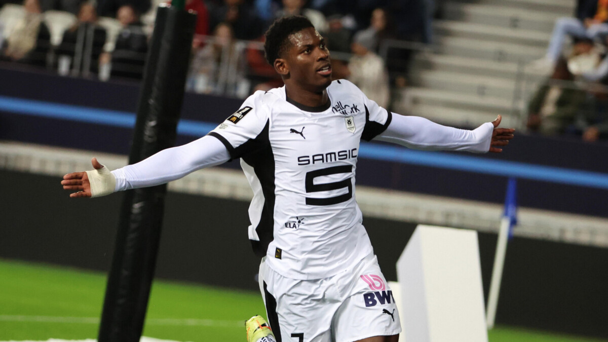 «Ренн» обыграл «Париж» в матче чемпионата Франции