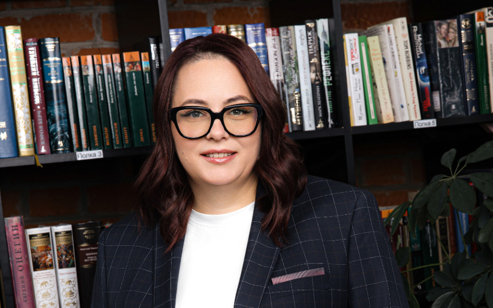 Анна Иванова