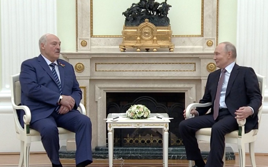 Путин проводит встречу с Лукашенко в Кремле