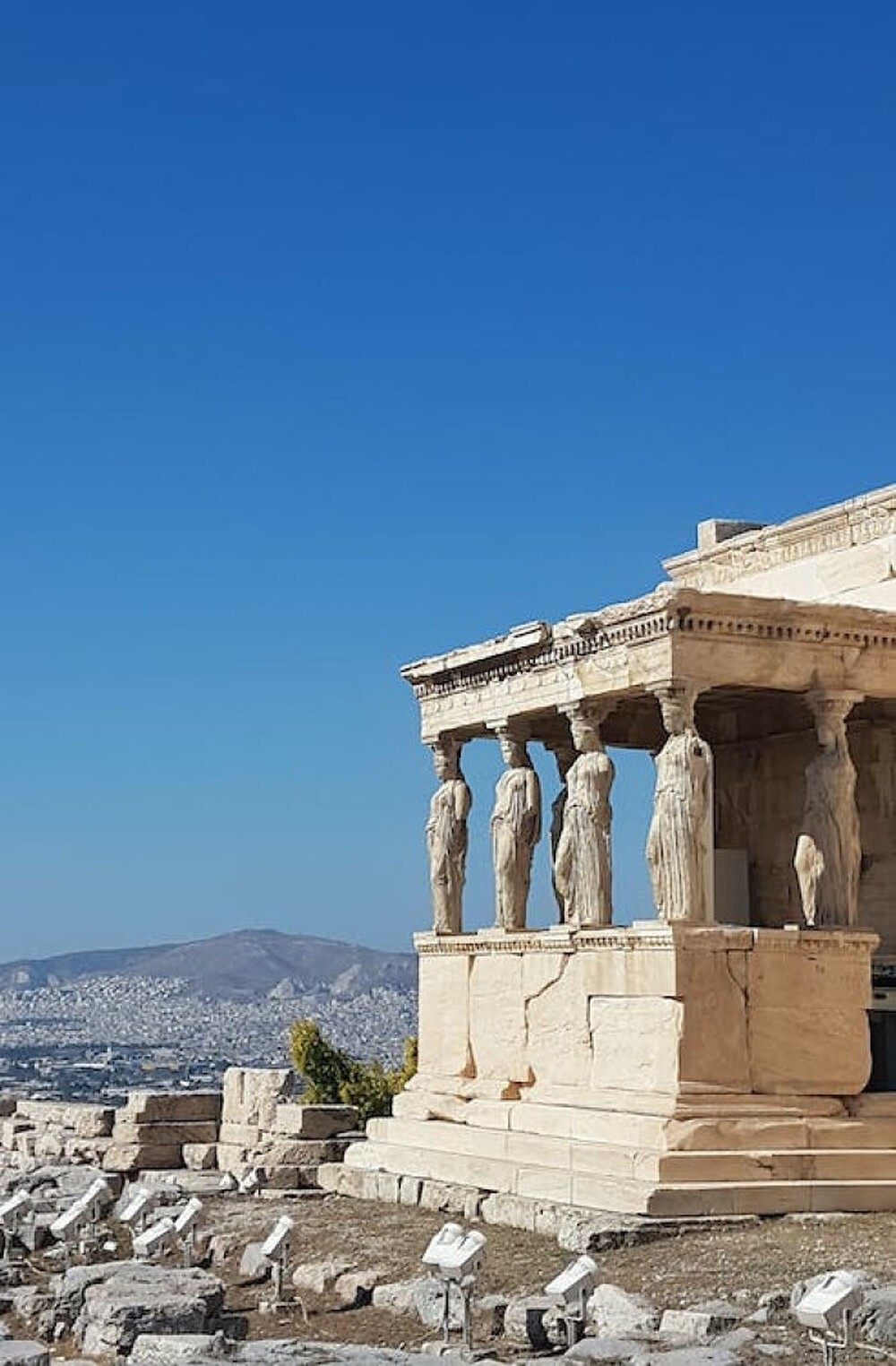 28. Кариатиды храма в Афинах, Греция