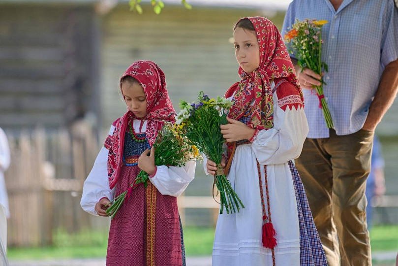 Народный в новгороде