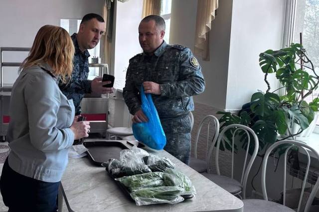 В УФСИН России по Омской области состоялась ярмарка-продажа продукции подведомственных учреждений