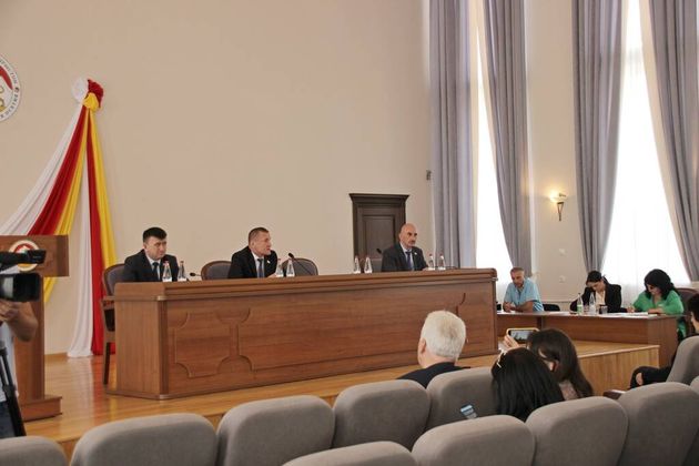 Заседание парламента Республики Южная Осетия.