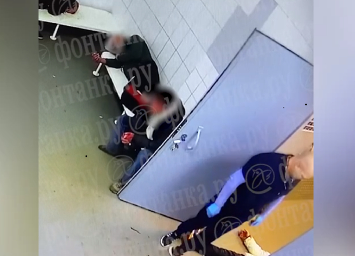 женский медвытрезвитель. советский женский вытрезвитель. омск евгений савенков. санитар избил пациента. милиция медвытрезвитель.