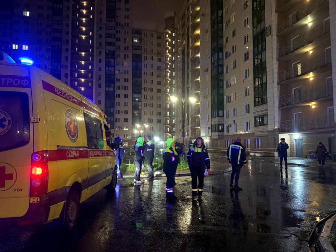 Андрей Воробьев: 5 человек пострадали при атаке БПЛА на жилой дом в Красногорске