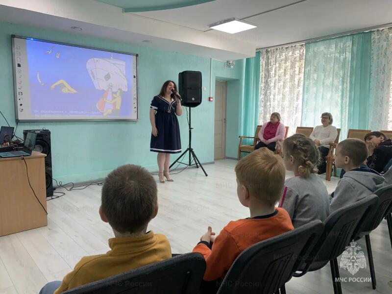 Интерактивный урок по безопасности на воде от Ансамбля МЧС России