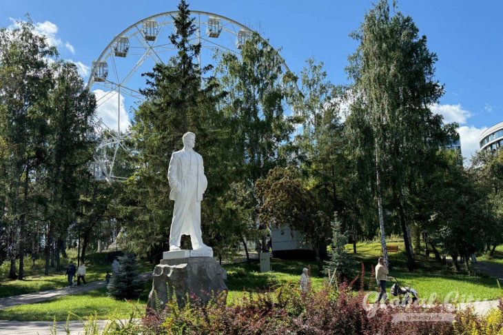 ​Парк Маяковского стал площадкой для съемок фильма