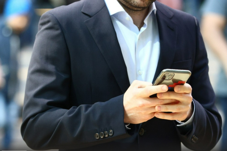 «Че прешь?»: психолог озвучил особые «голосовые» признаки мошенников