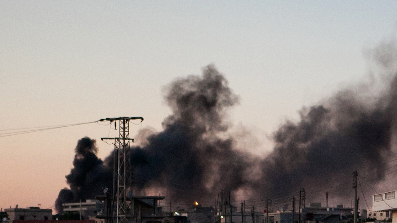 бомбежка сирии америкой. сирия 2021. удары вкс россии в сирии. сирия 2015 аэродром война. военные аэродромы турции.