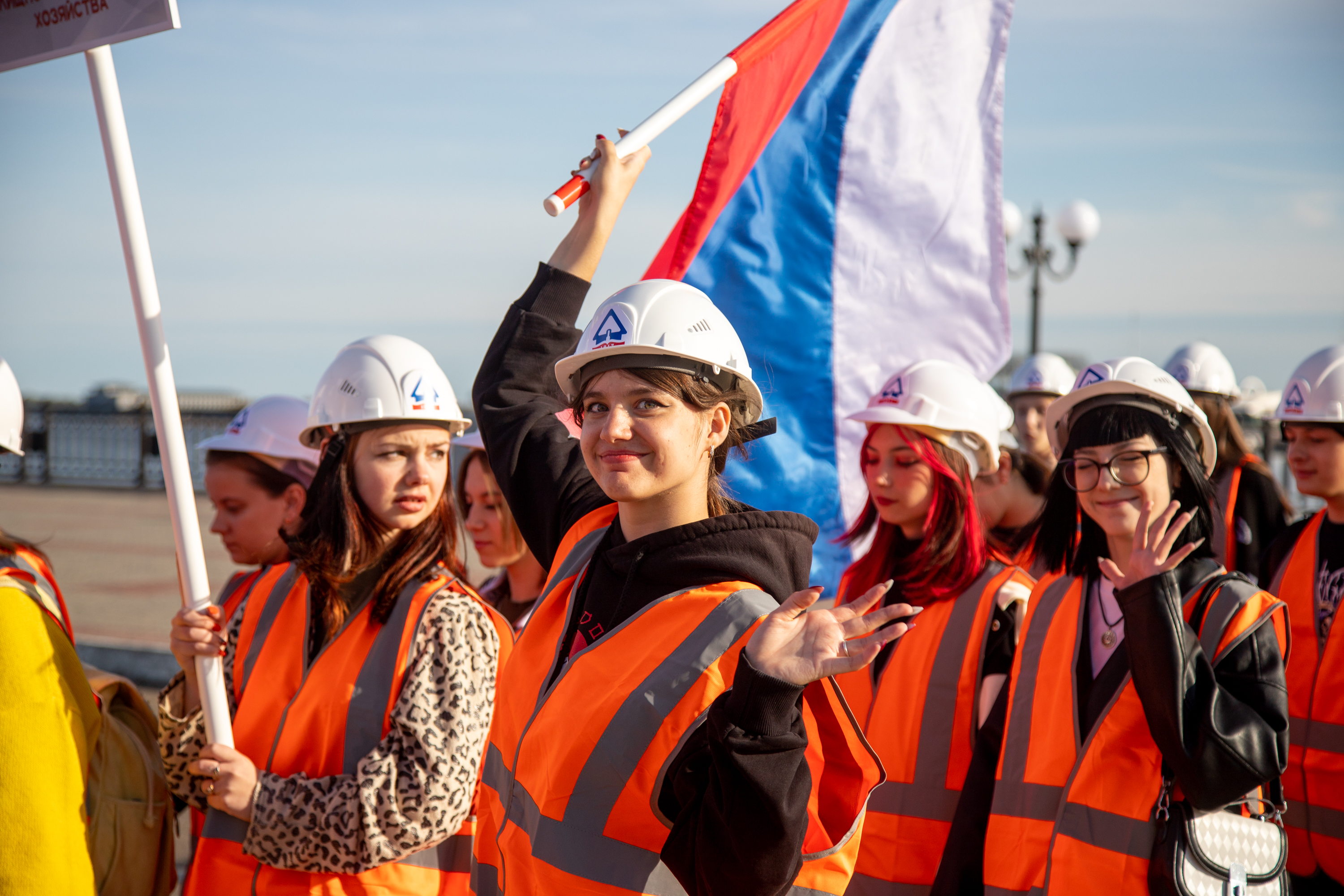 Трагедия в благовещенске 2024. Благовещенск парад Африка. Парад в Благовещенске 2024 9 мая африканцы.