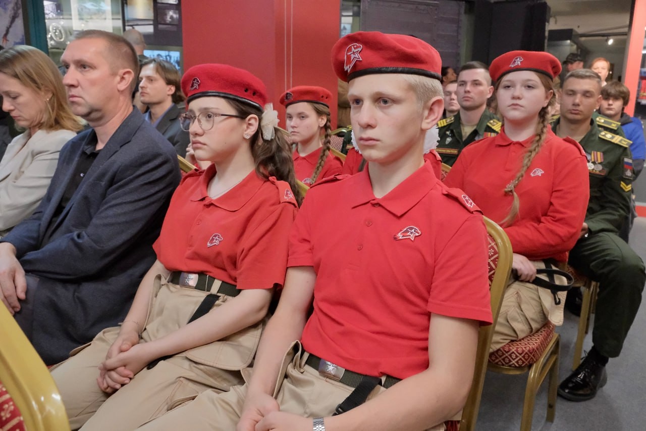 Новая экспозиция, посвященная памяти участников СВО, открылась в Красногорском филиале Музея Победы, фото 6
