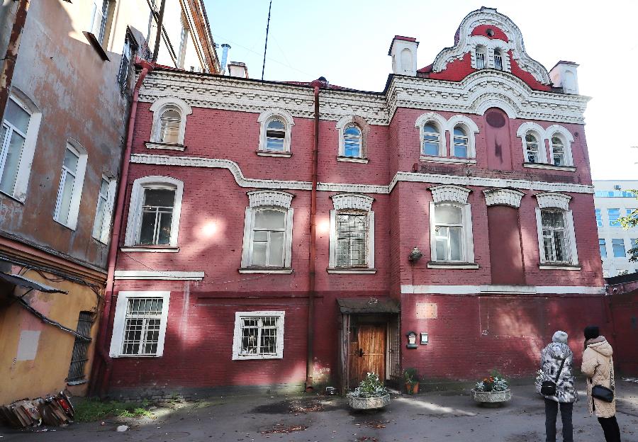 История особняка в Языковом переулке: Белоостровская ул., 26, корп. 2 | Имя архитектора, построившего этот особняк, до сих пор остается неизвестным./ФОТО Дмитрия СОКОЛОВА