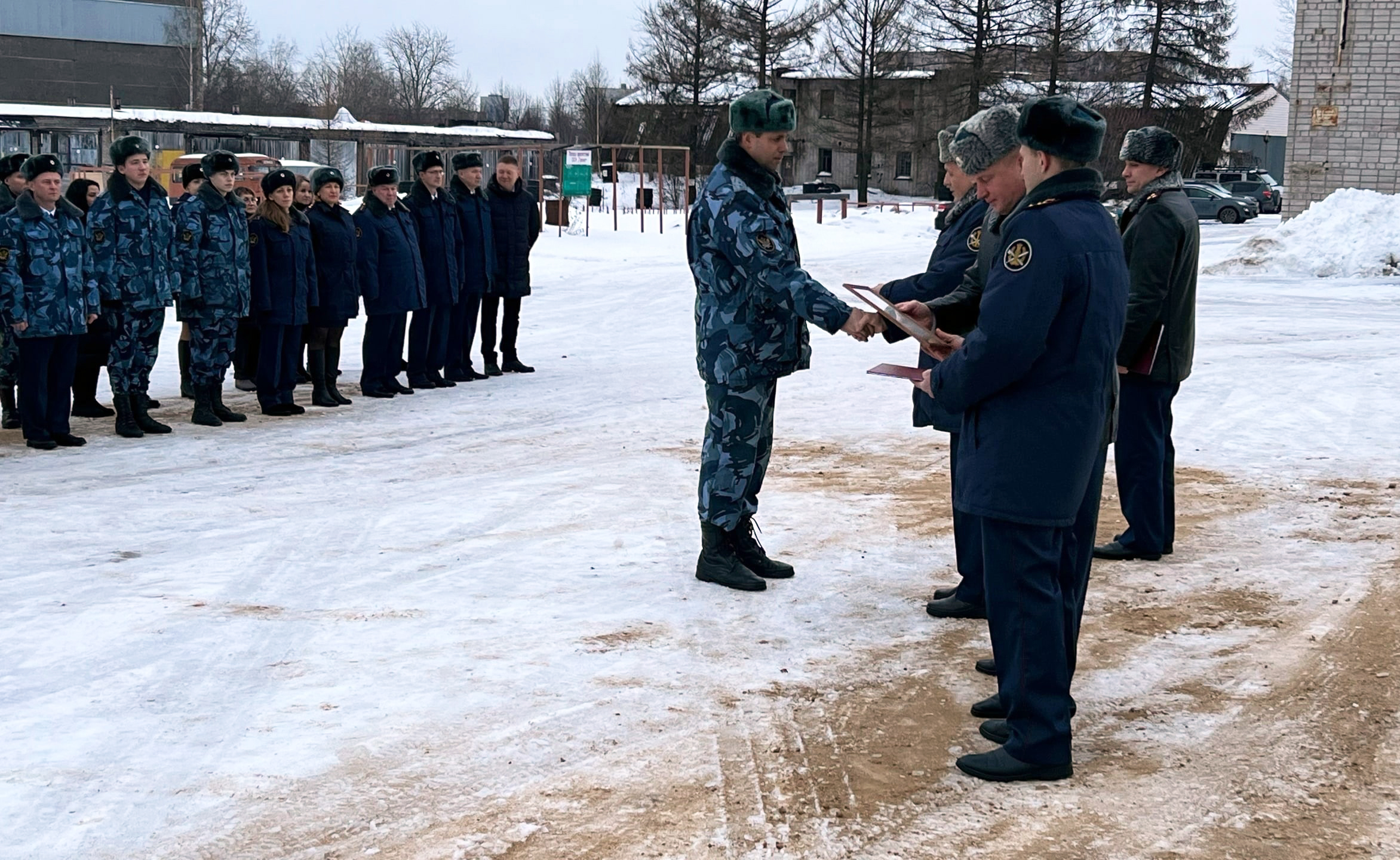 Специальное подразделение уис по конвоированию. Подразделения по конвоированию в уис. Жд конвой фсин. Уфсин конвоирование архангельск. Отдел конвоирования фсин.