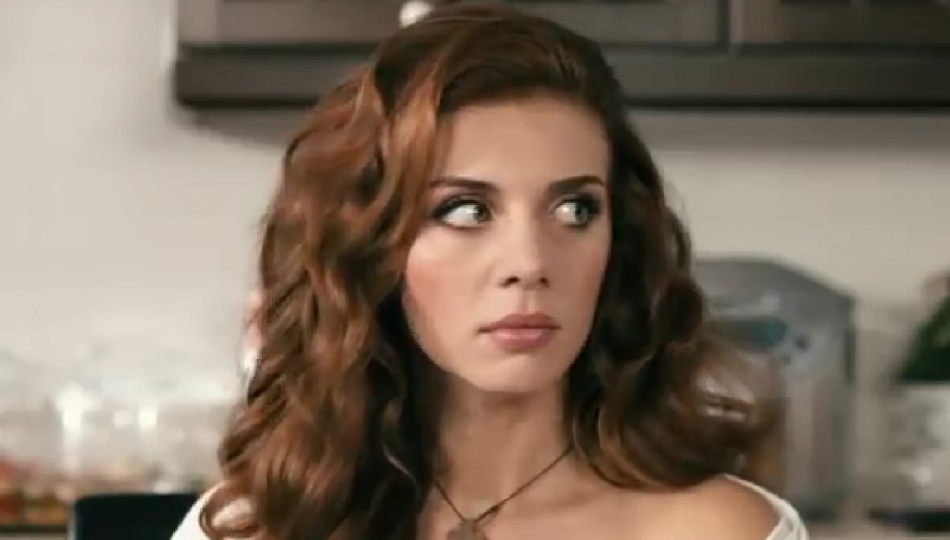 Анна Седокова вновь растрогалась на просмотре «Реальной любви» с дочерью