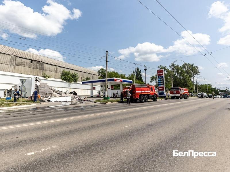 В Белгороде беспилотник ВСУ атаковал автозаправку (фоторепортаж)