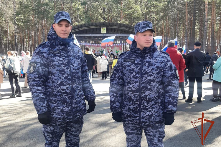 Росгвардия обеспечила безопасность праздничных первомайских мероприятий в Томской области