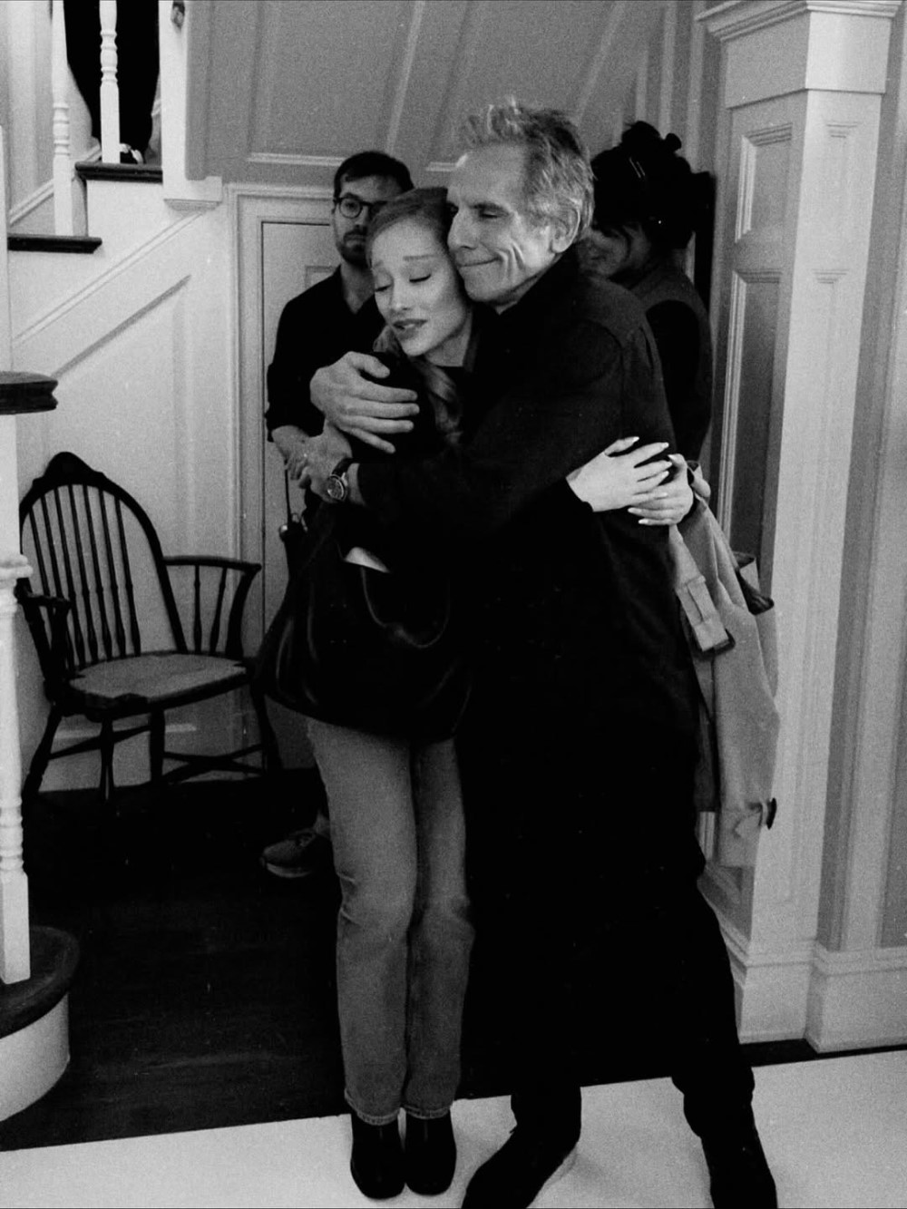 Кадр со съемок фильма «Знакомство с родителями 4» (2026) / Фото: соцсети Арианы Гранде