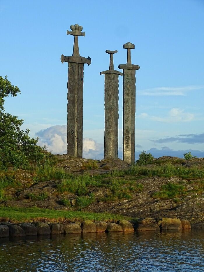 5. Впечатляющий памятник миру в Ставангере, Норвегия