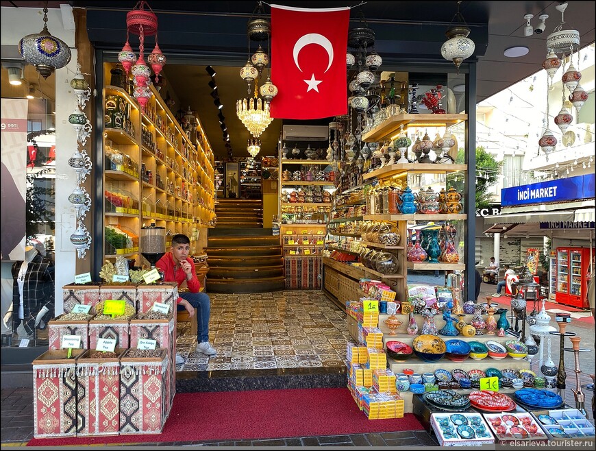 Аланья в ноябре. Пещера Дамлаташ. Красная башня. Судоверфь Терсане.