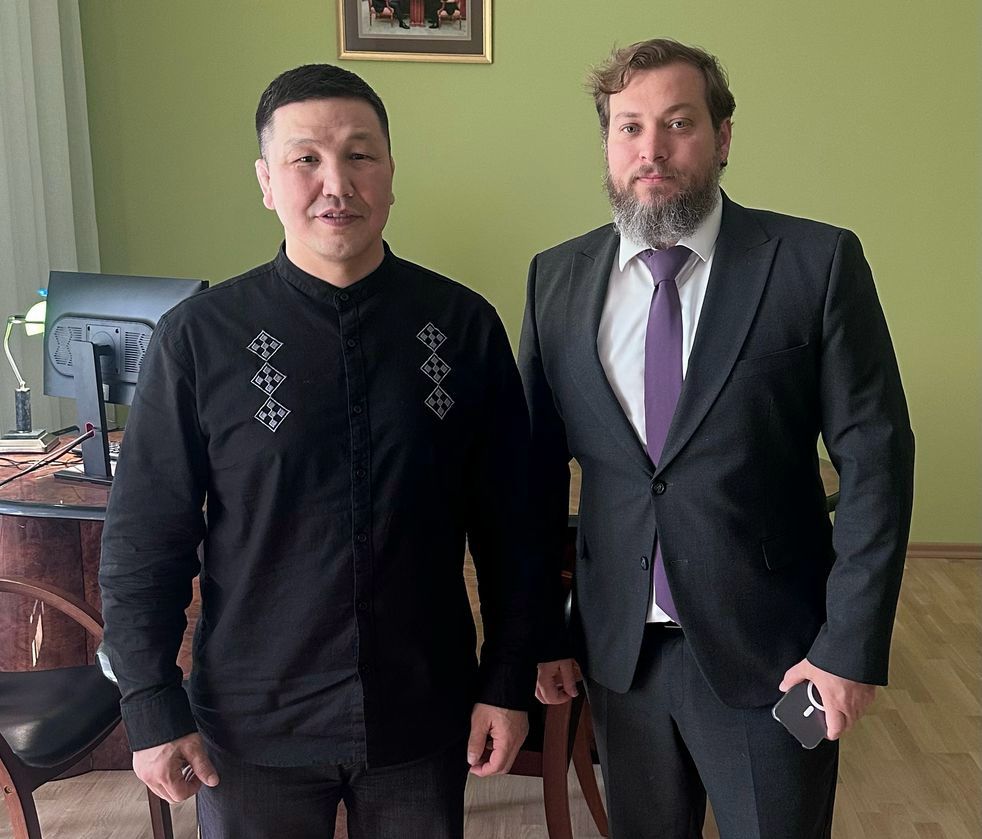 Леонид Спиридонов на федеральном уровне обсудил строительство спортивных объектов в Якутии 
