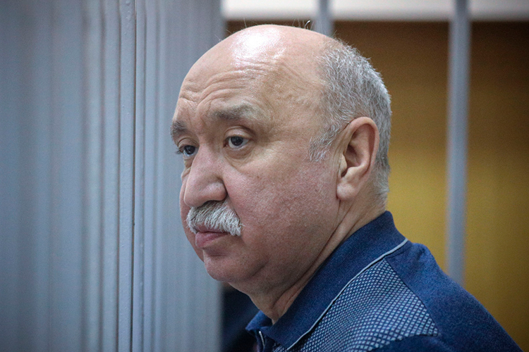 28 мая судья Савеловского районного суда Ольга Чистова приговорила экс-ректора КФУ по совокупности к 22 годам лишения свободы