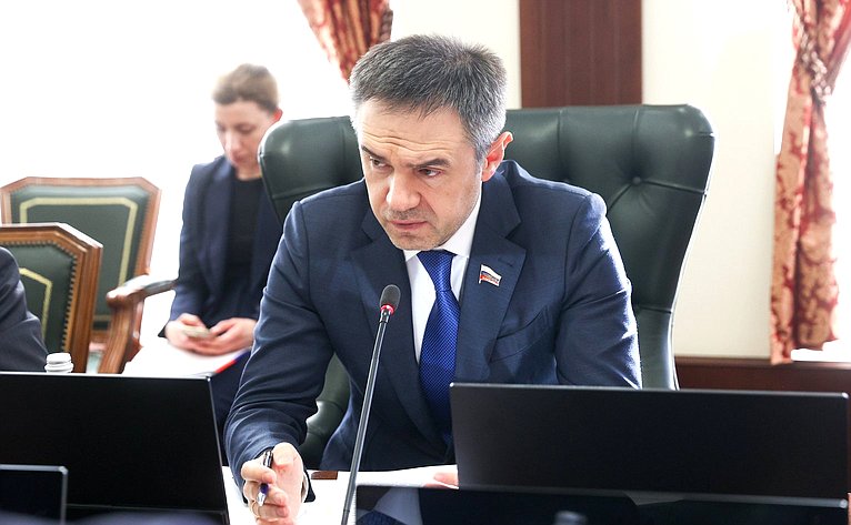 Мурат Хапсироков