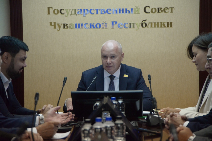 Депутаты рассмотрели изменения в региональный закон о природопользовании и план капитального ремонта гидротехнических сооружений