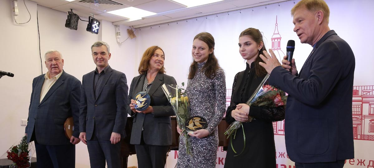 Поэтическое мероприятие, посвященное героям специальной военной операции в рамках проекта «Позывной «Поэт»