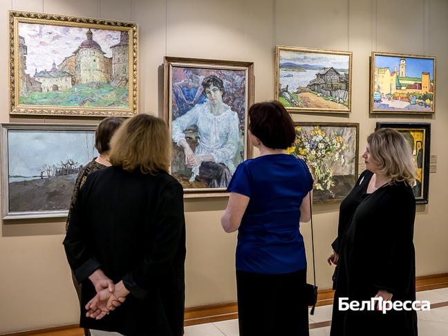 Сквозь эпохи. В Белгородском художественном музее открылась выставка «Век традиций» - Изображение 2