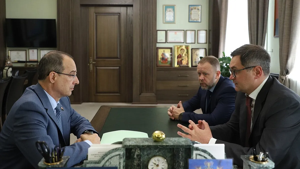Стоки в реку Кубань и мусор стали темой встречи руководителей ЗСК и краевого Росприроднадзора