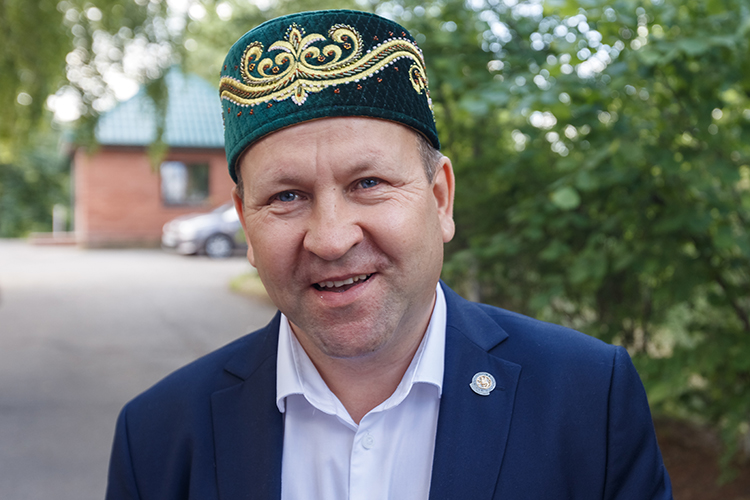  Выбыл из топа аграриев РТ экс-начальник главного управления ветеринарии кабмина РТ Алмаз Хисамутдинов, возглавивший Арский район Татарстана 