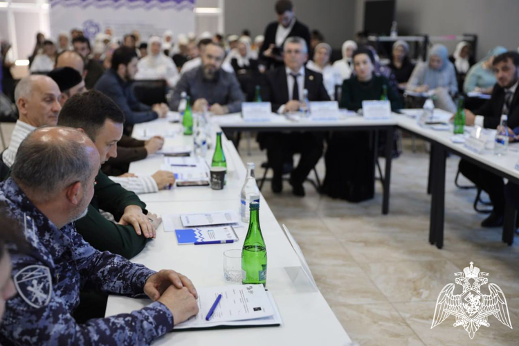 Представители Росгвардии в Грозном обсудили вопросы профилактики экстремизма 