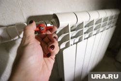 Отопление начнут включать сначала в школах и больницах 18 сентября
