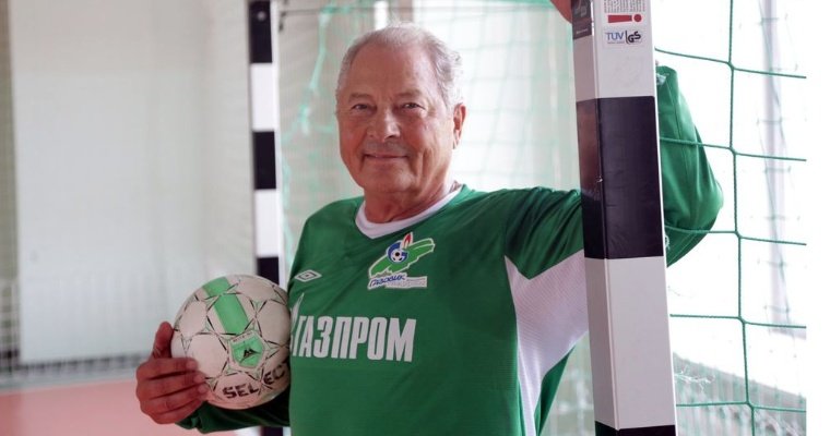 Газовику, футболисту, учёному и спортсмену Владимиру Тумаеву исполняется 79 лет