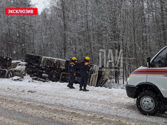 Водитель цементовоза погиб в результате ДТП в Гдовском районе (ФОТО)