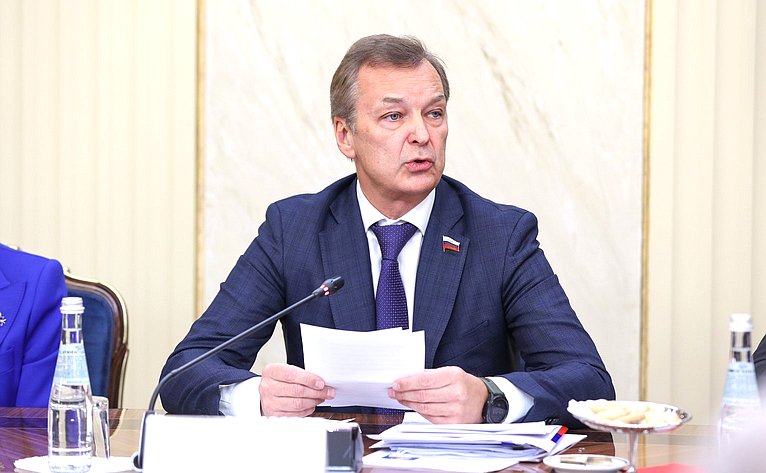 Андрей Яцкин