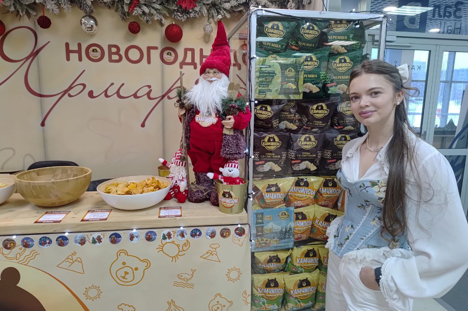 Новогоднее изобилие на краю земли: на Камчатке стартовала девятая праздничная ярмарка. Фото: ИА 