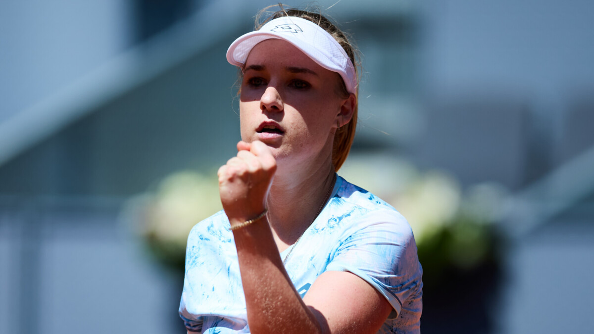 Россиянка Блинкова вышла в четвертьфинал турнира в Цзюцзяне