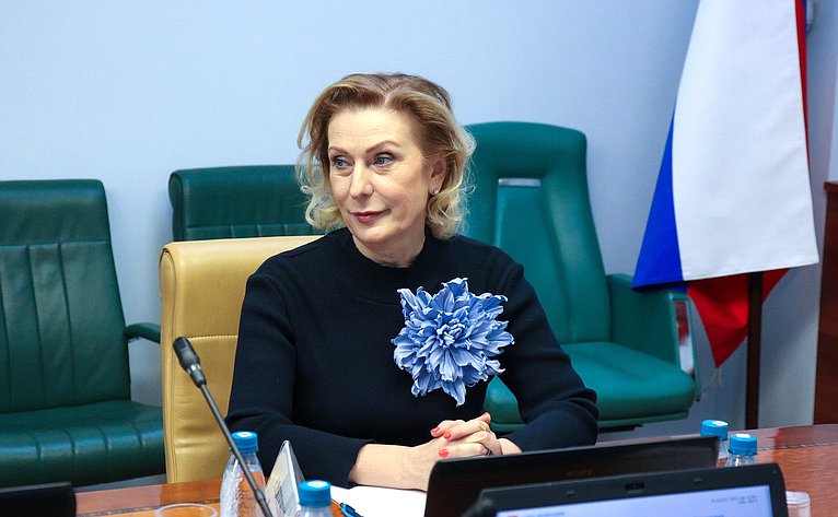 Инна Святенко