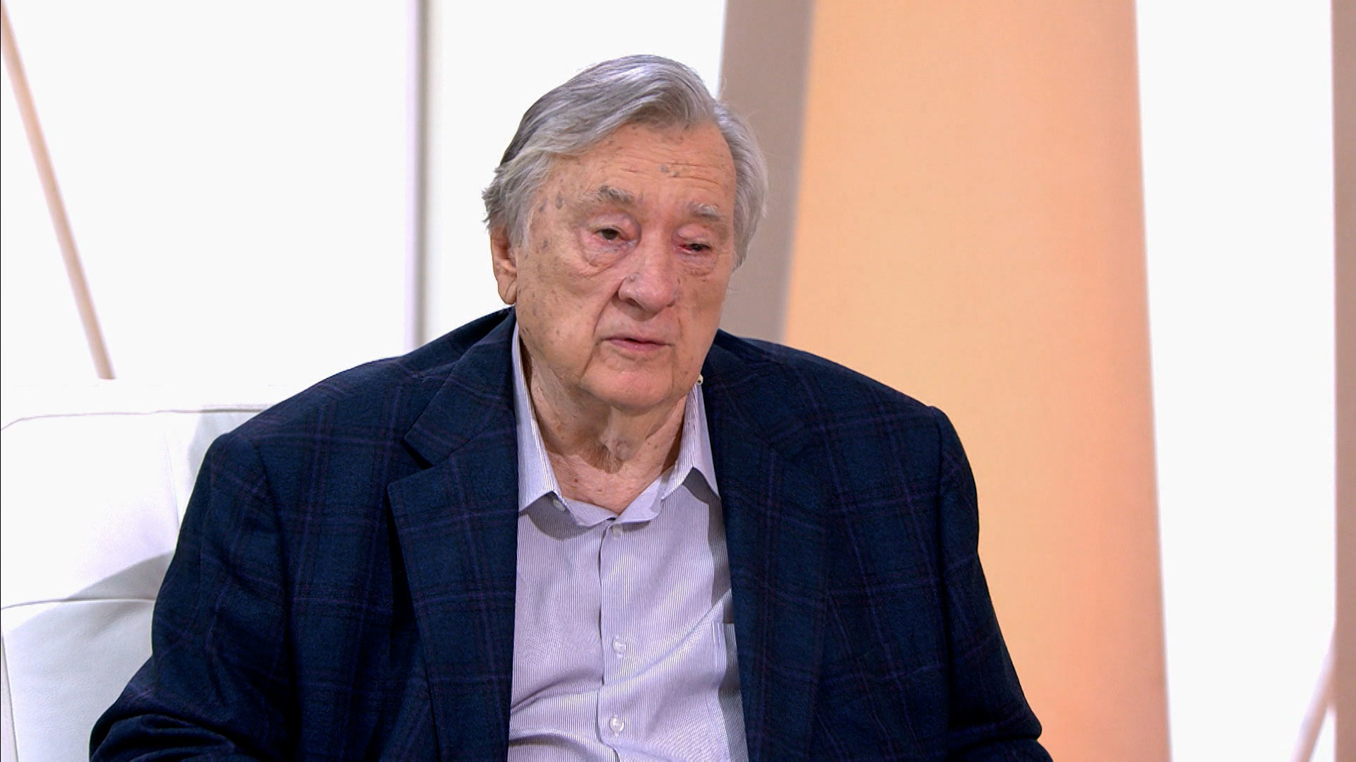 Сколько александру проханову. Сколько александру проханову. Проханов 2022. "политолог". Сколько александру проханову.