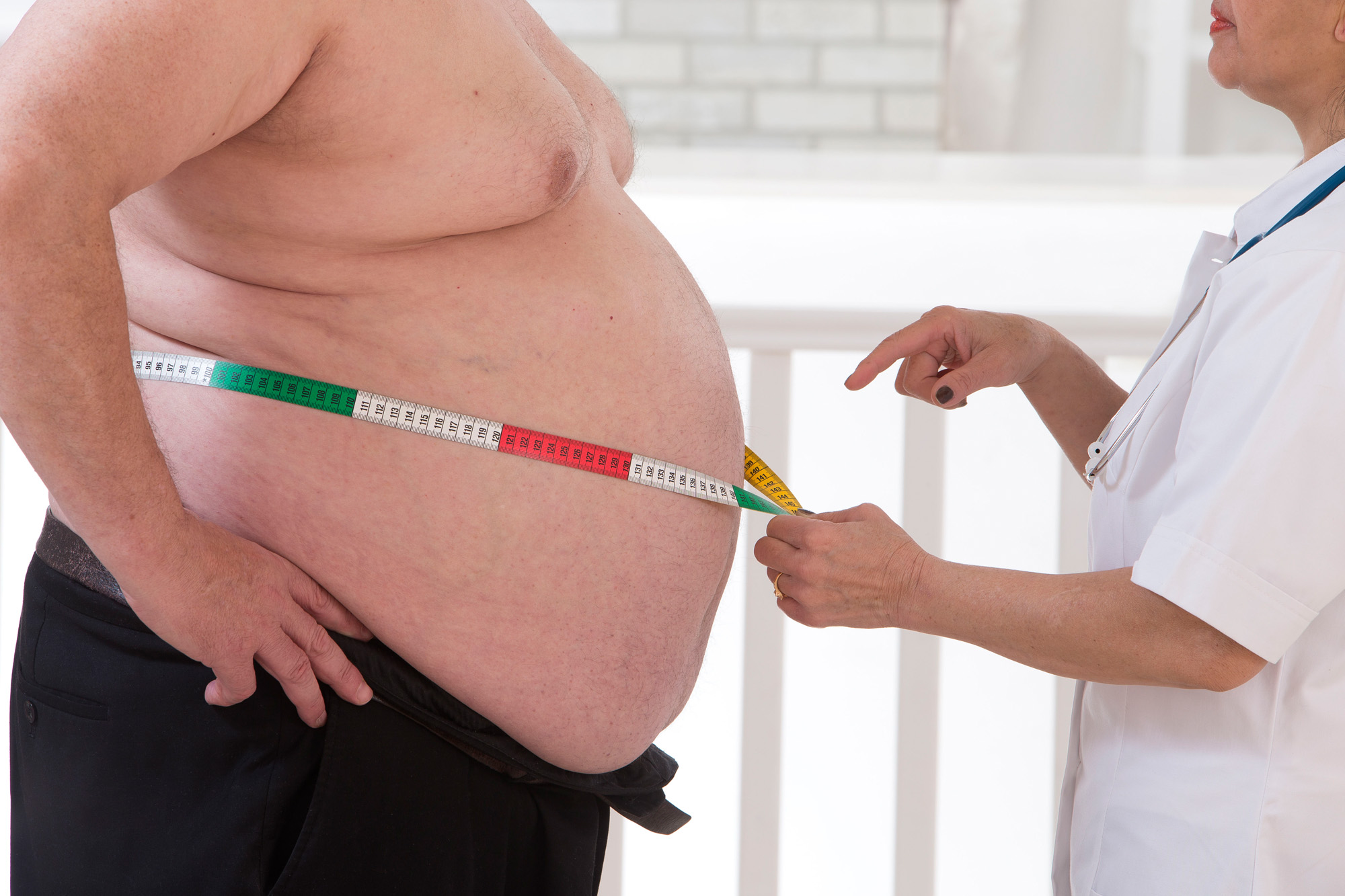 Увеличение массы тела ребенка. Ожирение. Лишний вес. Избыточный вес.