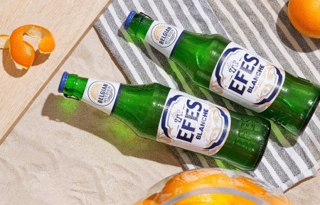 Viewpoint представил дизайн упаковки пива Efes Pilsener Blanche