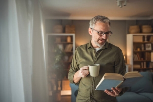 The Journals of Gerontology: чтение в пожилом возрасте может защитить от деменции