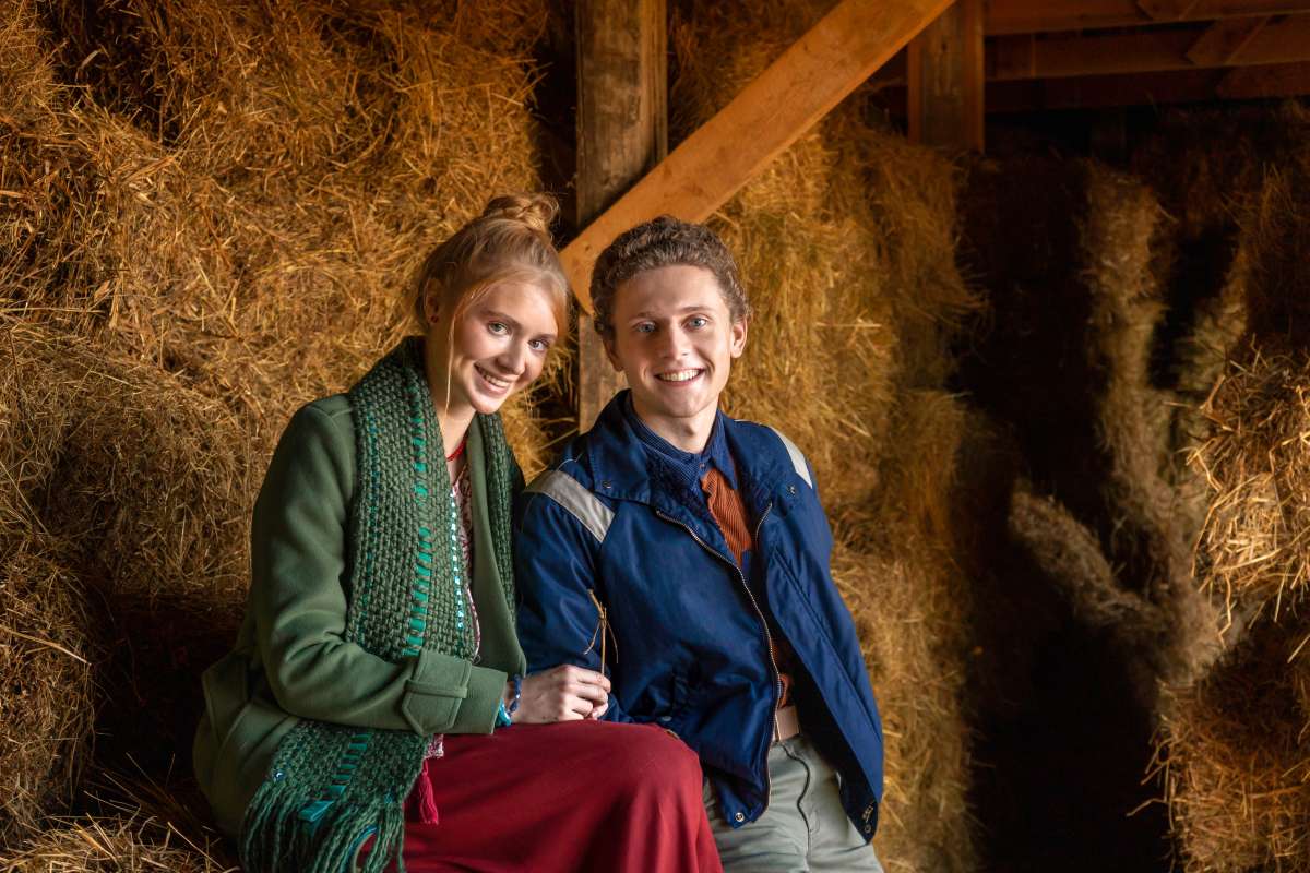 Двое нижегородцев сыграли в новом комедийном сериале “Знахарь” 