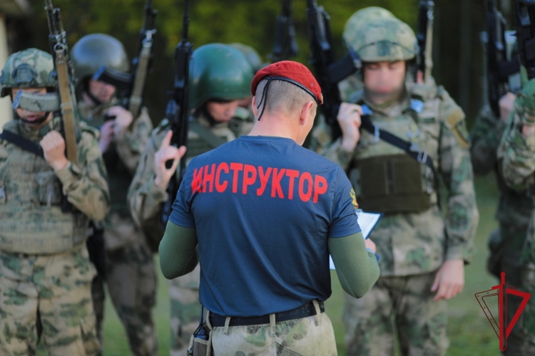 В Архангельске завершились испытания Северо-Западного округа Росгвардии на право ношения крапового берета