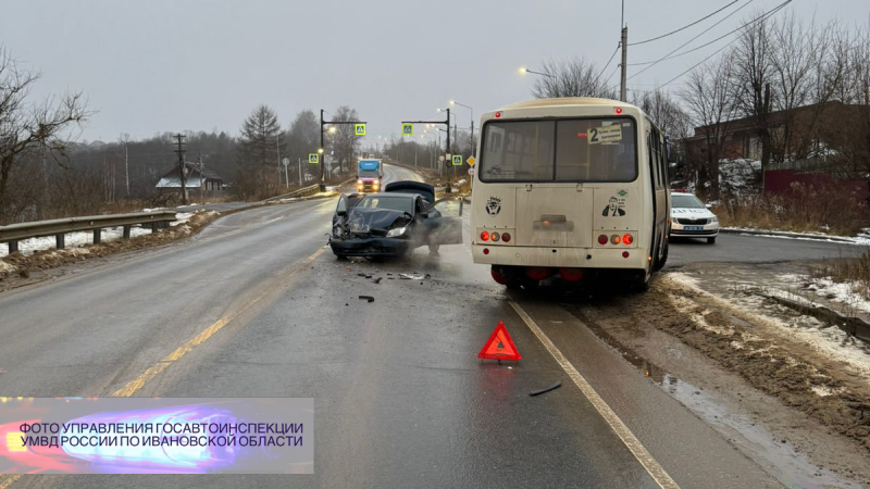 За сутки в Ивановской области случилось 2 ДТП с участием пассажирского транспорта