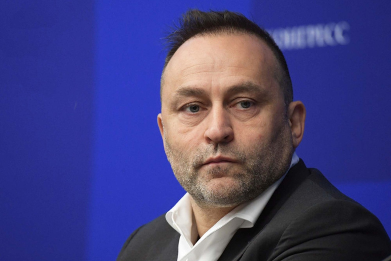 Дмитрий Свищев