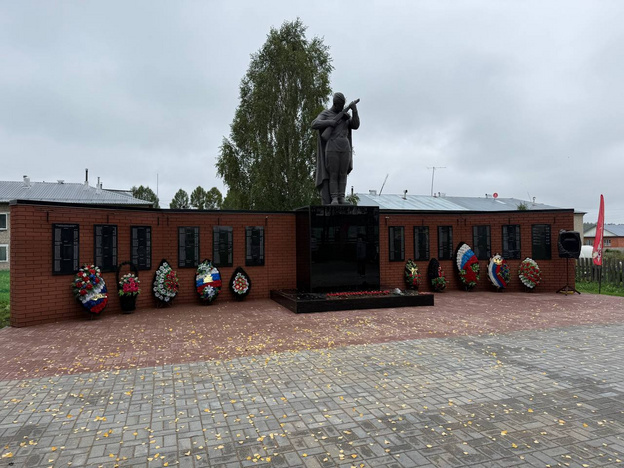 В селе Среднеивкино после капремонта открылась обновлённая школа